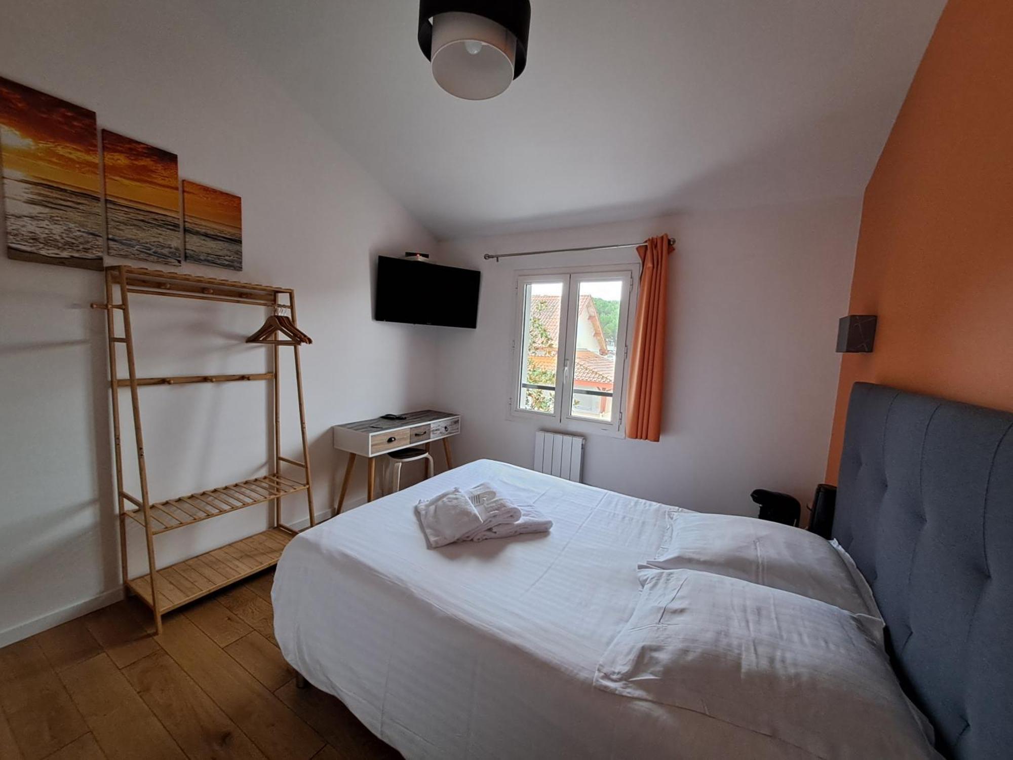 Hotel L'Auberge Canaulaise Lacanau Dış mekan fotoğraf